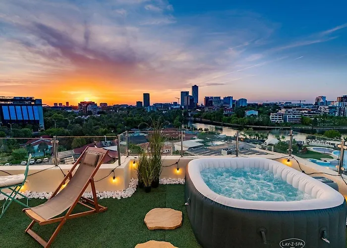 Apartment Downtown Floreasca Penthouse With Jacuzzi&sauna Bucharest