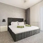 Downtown Floreasca Penthouse With Jacuzzi&sauna *