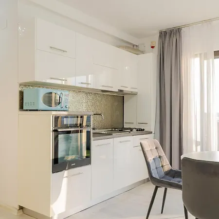Downtown Floreasca Penthouse With Jacuzzi&sauna *