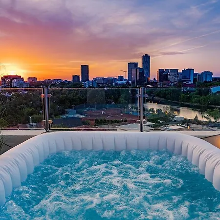 Downtown Floreasca Penthouse With Jacuzzi&sauna דירה בוקרשט