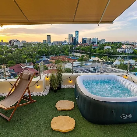 Downtown Floreasca Penthouse With Jacuzzi&sauna * בוקרשט