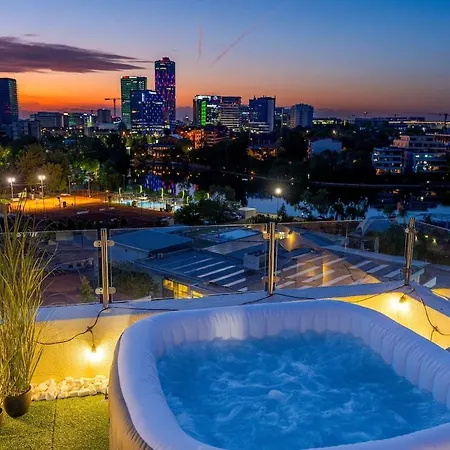 דירה Downtown Floreasca Penthouse With Jacuzzi&sauna
