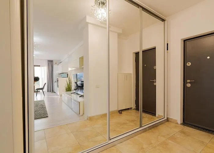 Lejlighed Downtown Floreasca Penthouse With Jacuzzi&sauna