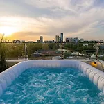 Downtown Floreasca Penthouse With Jacuzzi&sauna Бухарест